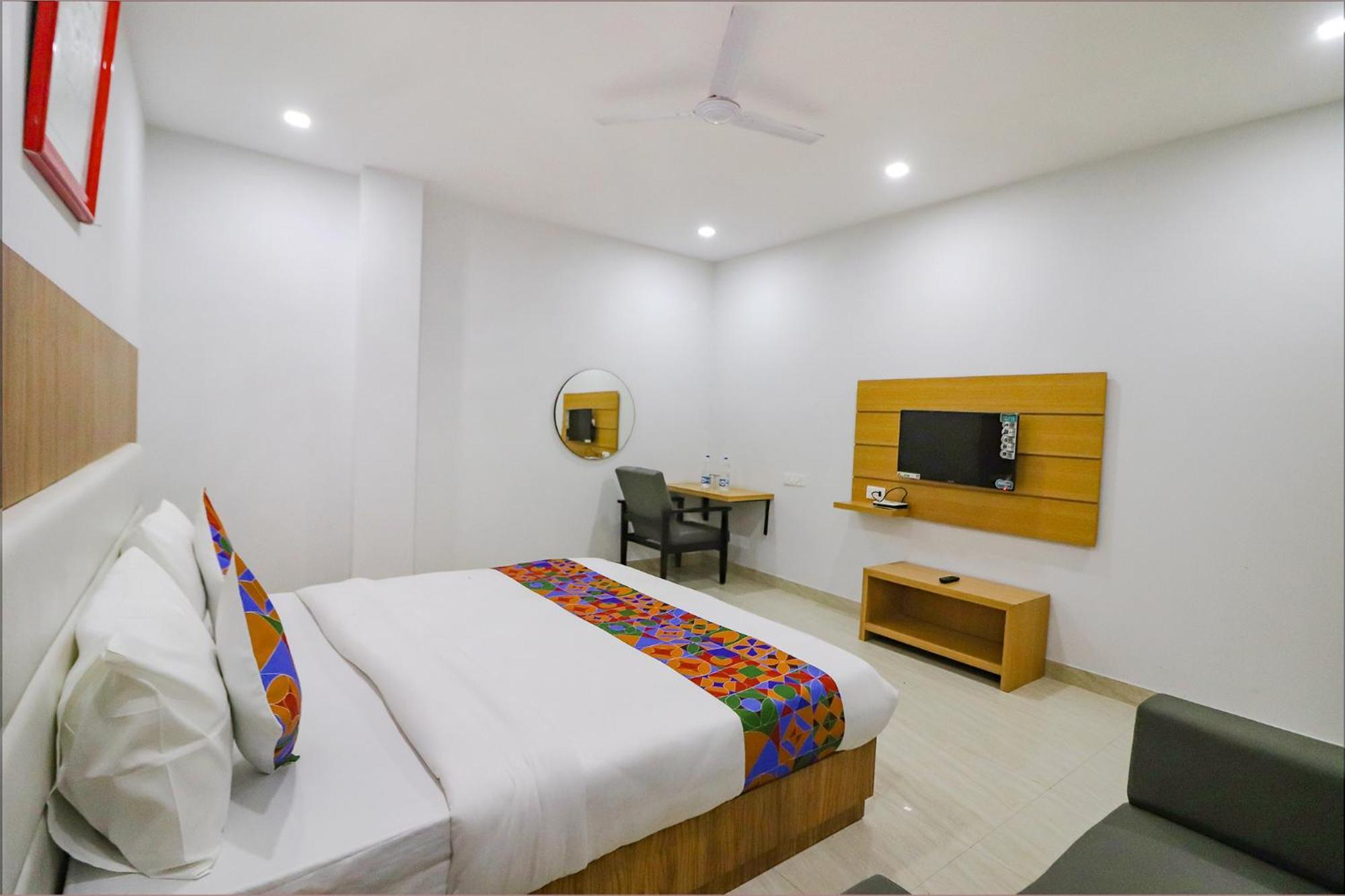 Fabhotel Premium Kashi Waranasi Zewnętrze zdjęcie